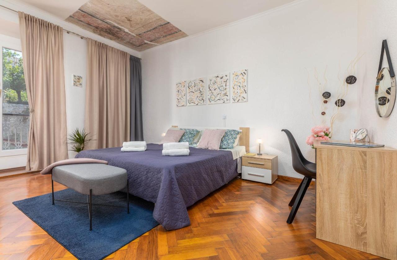 Apartment Melanie Pula Buitenkant foto